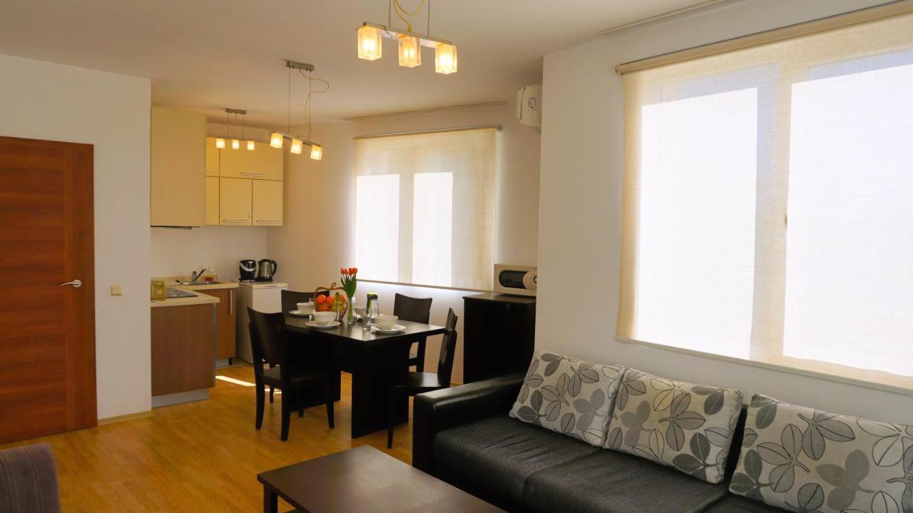 Каварна Хилс Апартаменти - Kavarna Hills Apartments ภายนอก รูปภาพ