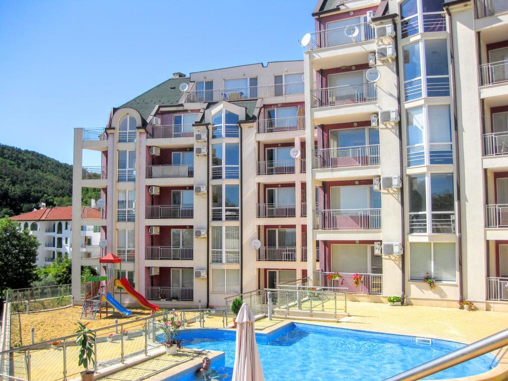 Каварна Хилс Апартаменти - Kavarna Hills Apartments ภายนอก รูปภาพ
